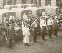 Колонна Форд Т Американского доброовольческого санитарного отряда, Париж, 1914 (Ford T, WWI  American ambulance, Paris, 1914)